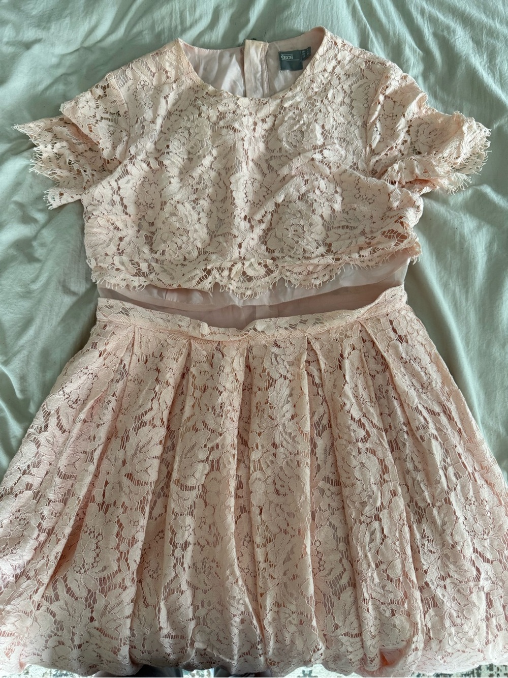 ASOS Woman’s Blush Lace‎ Formal Dress